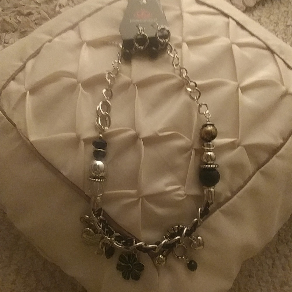 Paparazzi Black & Silver Charmed Necklace